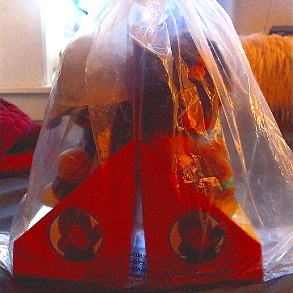 Monchhichi 1974 Sekiguchi Co. Ltd. (Mint Condition) Untouched never played with.